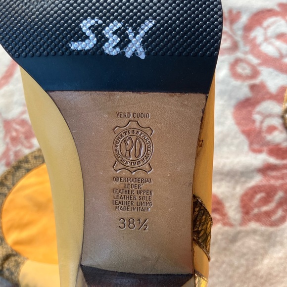 Vero Cuoio Yellow and Brown Heeled Boots - Picture 4 of 10